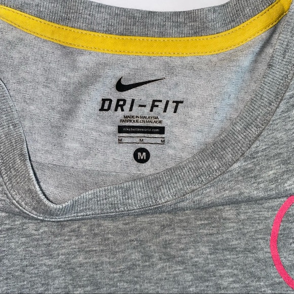 Nike Tee - Picture 4 of 6